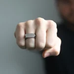 Trendy Smooth Polished Sliver Titanium Finger Ring For Men - Image 2